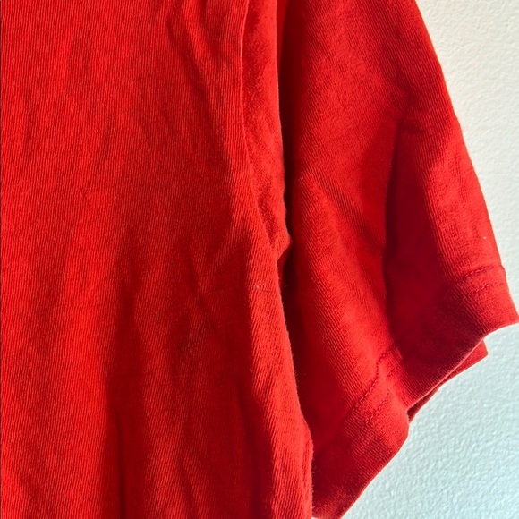 Vibrant Red Short Sleeve Tee with Graphic Design - Picture 5 of 6